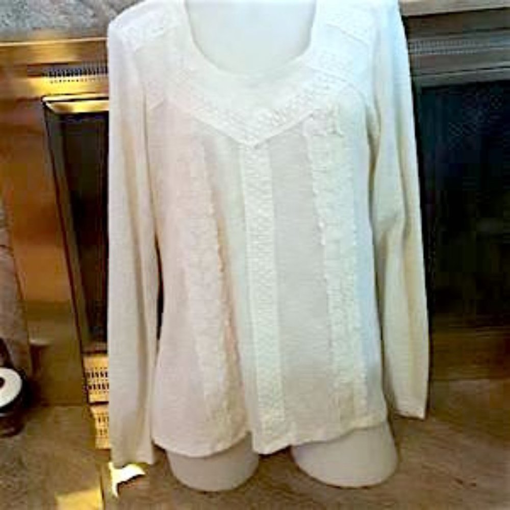 Style & Co  Ivory Embellished Top M